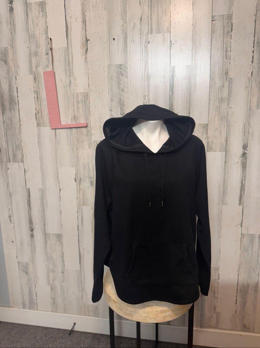 Victoria secret Sport Black Pullover Hoodie Sweatshirt Womens Size Large Kangaro